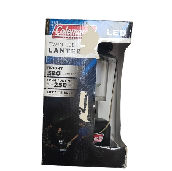 Coleman Other - Coleman Twin LED Lantern, 390 lumen, adjustable brightness, lifetime bulb